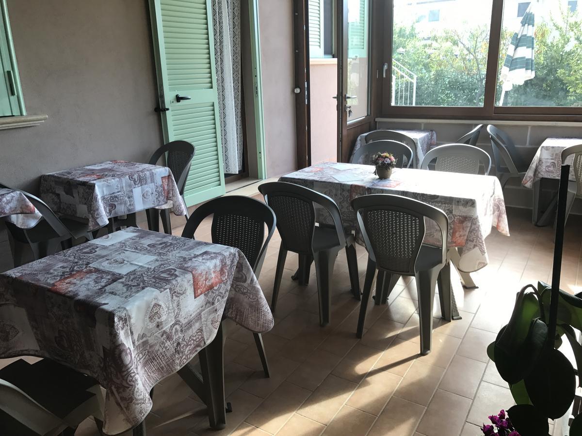 Bba2Passi Bed and Breakfast Marina di Massa Exteriör bild